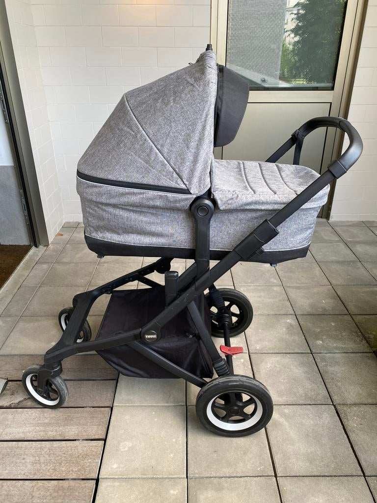 Kinderwagen Thule, Verstelbare duwstang, Zo goed als nieuw, Ophalen, Kinderwagen