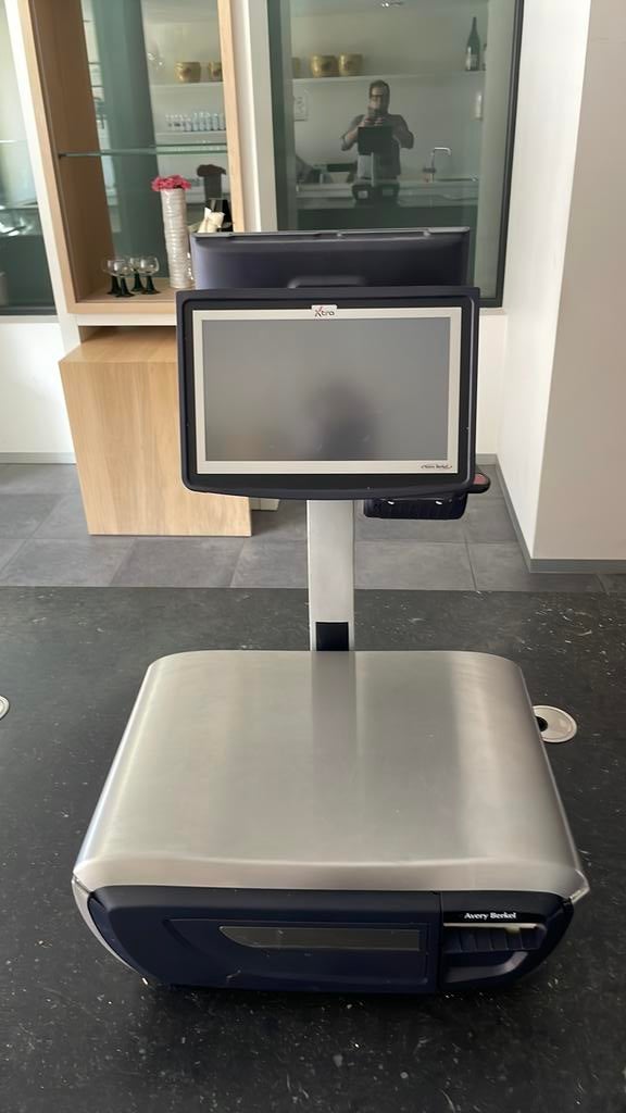 Avery berkel XTi420 in perfecte staat, 1 jaar in gebruik, Zakelijke goederen, Kantoor en Winkelinrichting | Kassa's en Betaalsystemen