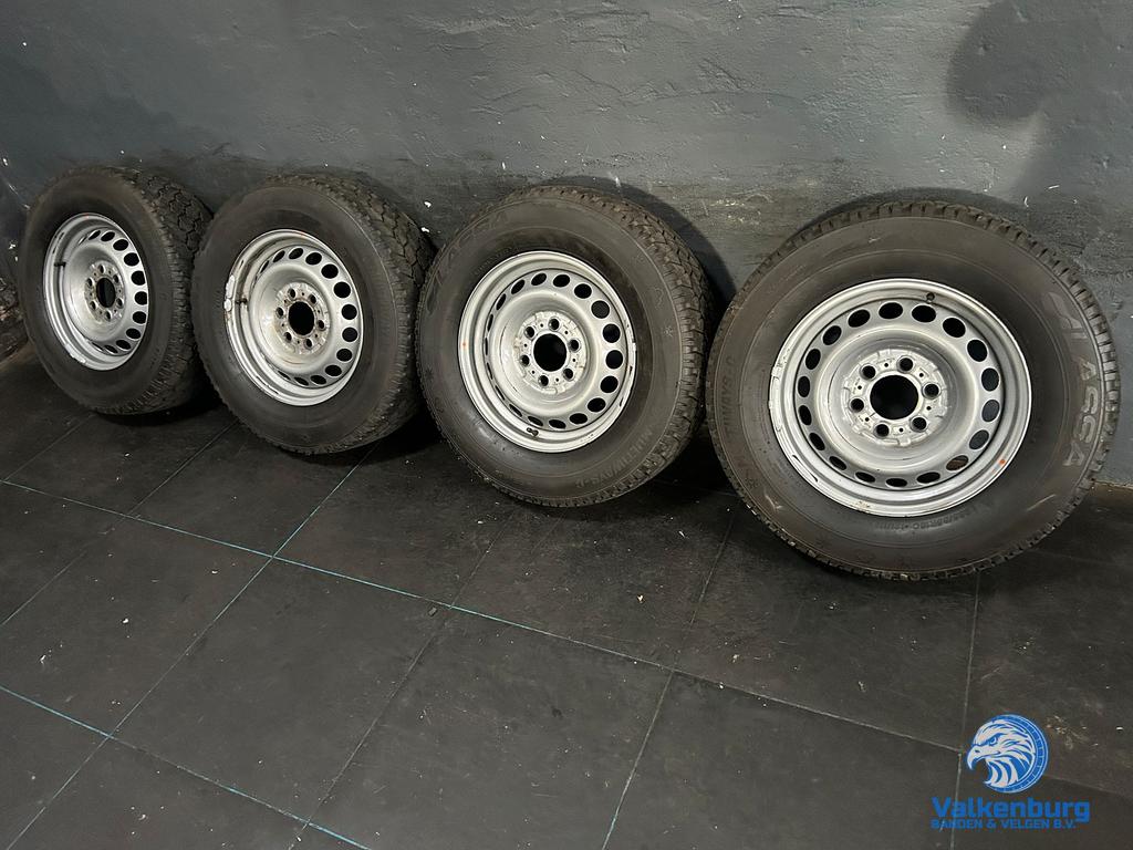 8-9mm! Originele Mercedes Sprinter B907 B910 16 inch stalen, Auto-onderdelen, -, Banden en Velgen, Ophalen of Verzenden, 235 mm