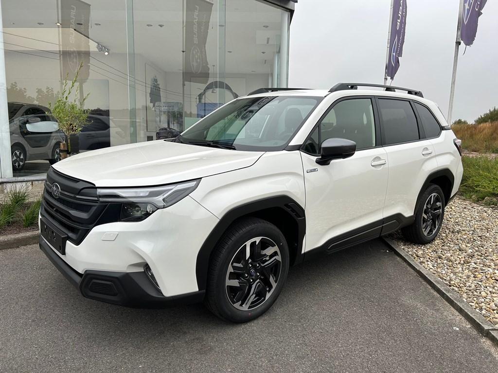 Subaru Forester 2.0i e-Boxer Luxury CVT | Safe8, Auto's, Zwart, 136 pk, Wit, Forester
