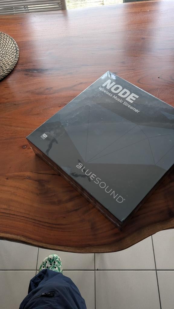 Streamer Bluesound N130 neuf sous blister, Audio, Tv en Foto, Versterkers en Ontvangers