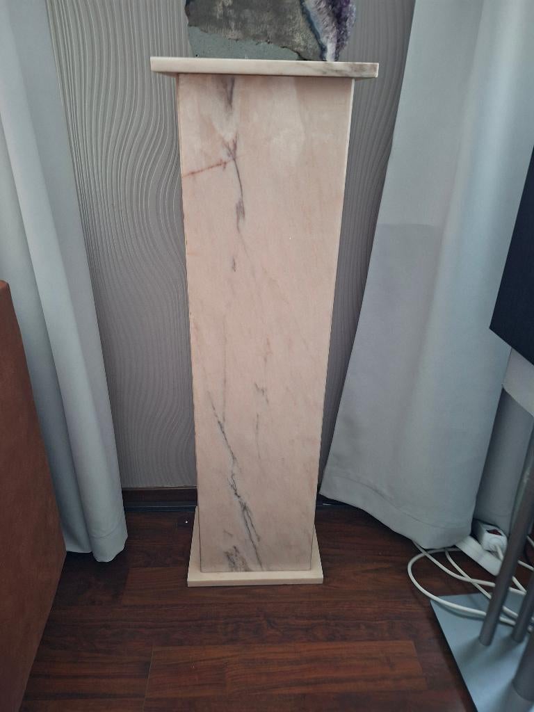 Marmeren zuil, Ophalen, Zo goed als nieuw