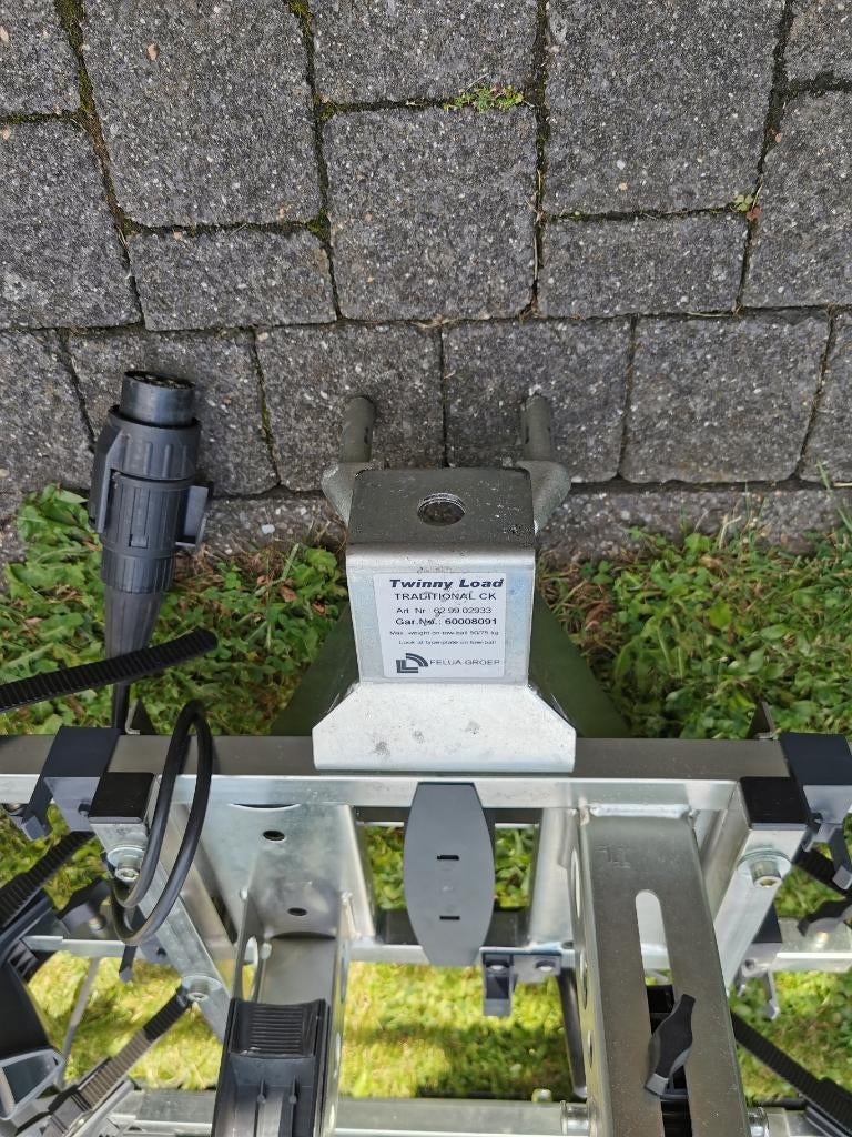 Porte-vélos Twinny Load pour attelage, Autos : Divers, Porte-vélos, Enlèvement, 3 vélos ou plus, Utilisé, Support d'attelage