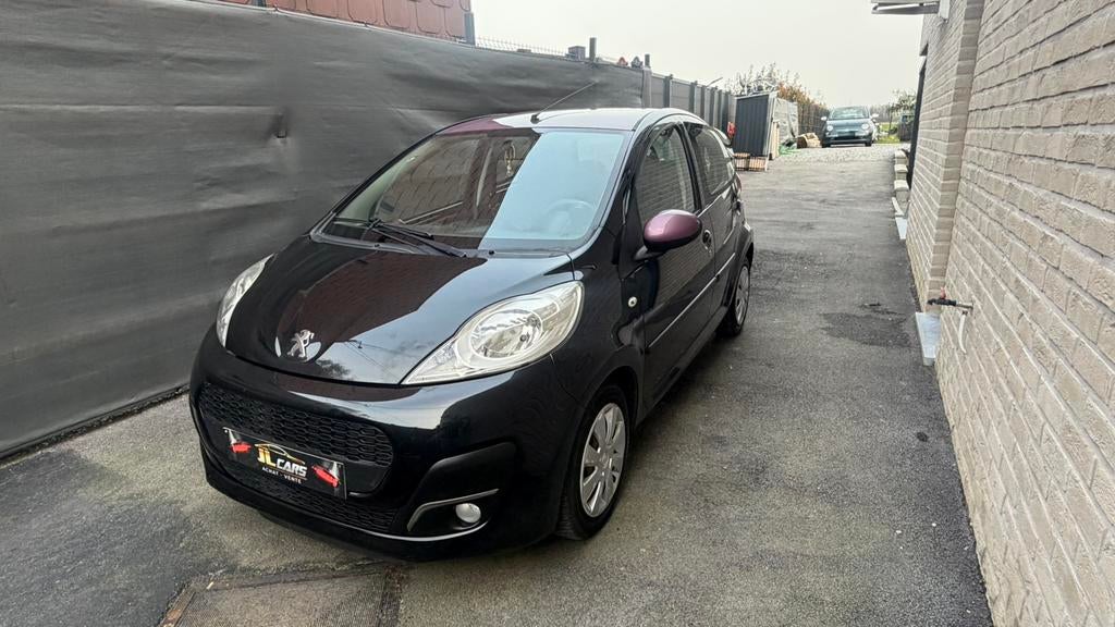 Peugeot 107 essence 139.000km airco 12 mois de garantie, Auto's, Peugeot, Euro 5, Zwart, Bedrijf, 5 deurs