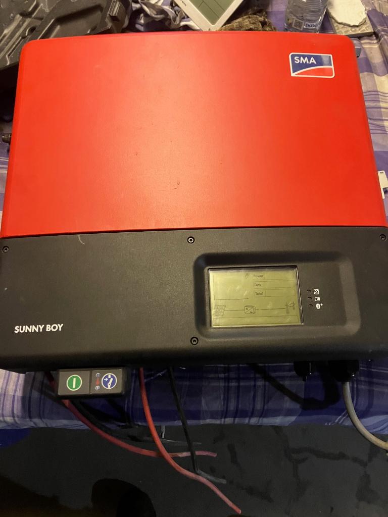 Omvormer SMA SunnyBoy voor zonnepanelen, Enlèvement, Utilisé, Autres types, 200 watts-crêtes ou plus