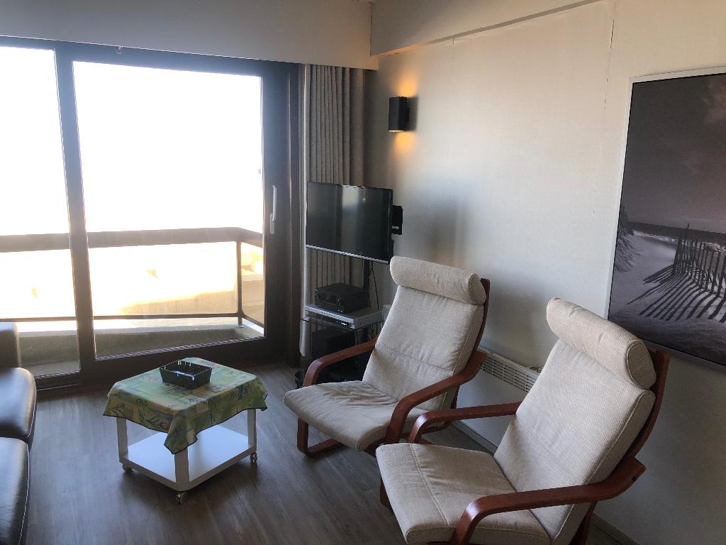 Studio te huur in Blankenberge met zicht op zee en de pier., Vacances, Maisons de vacances | Belgique, Mer, Propriétaire, Animaux domestiques acceptés