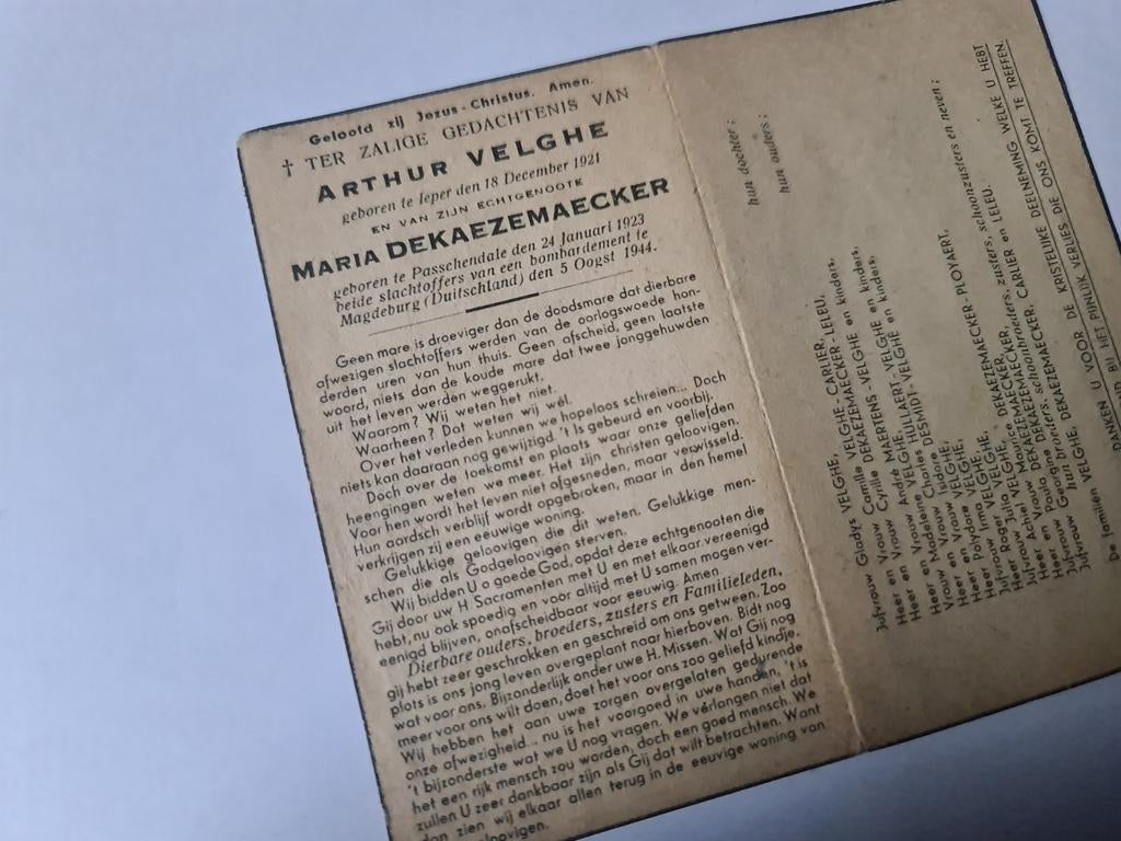 Oorlogsslachtoffers bombardement, Ophalen of Verzenden