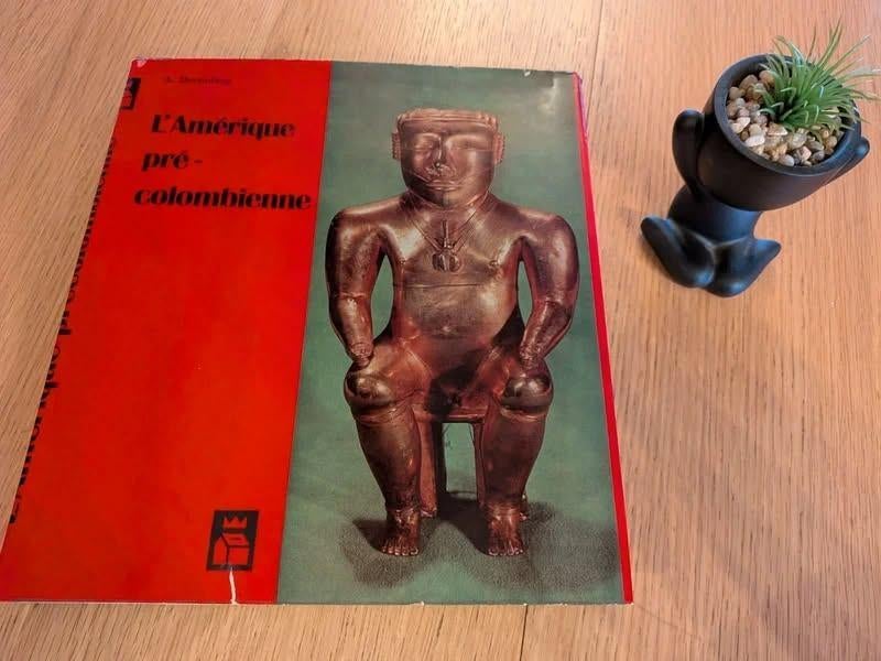 Livre " L Amérique pre-colombienne", Enlèvement, Comme neuf