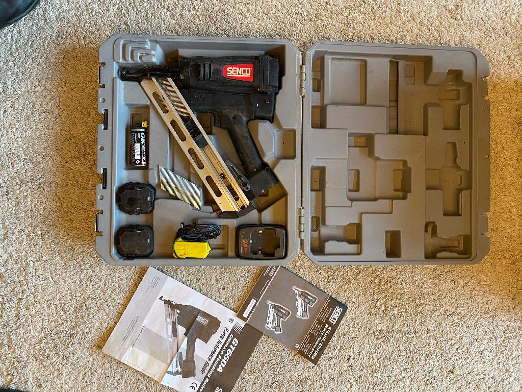 Senco GT65DA DA-Nagel afwerktacker op gas 32-64 mm, Doe-het-zelf en Bouw, Gereedschap | Handgereedschap, Zo goed als nieuw, Ophalen