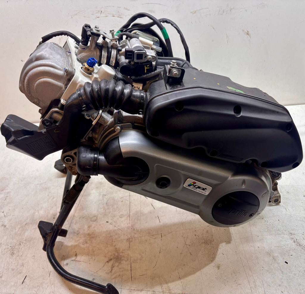 De nombreuses pièces Aprillia SXR 50I 2024 1900KM, Vélos & Vélomoteurs, Pièces de cyclomoteur | Général, Enlèvement ou Envoi, Comme neuf