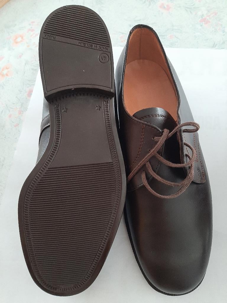 nieuwe lederen mannenschoenen   (ABL)   maat 41.8, Kleding | Heren, Schoenen, Nieuw, Ophalen