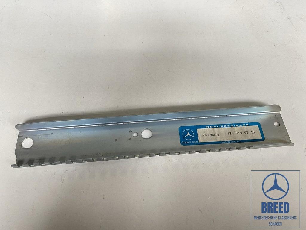 NOS versterking stoelgeleider bestuurdersstoel Mercedes W123, Auto-onderdelen, Interieur en Bekleding, -, Nieuw, Ophalen of Verzenden