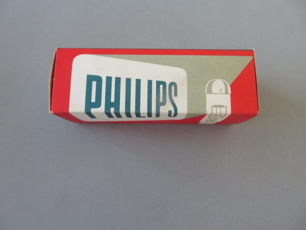 oude projectorlamp + verpakking Philips typ. 6152C/05, Ophalen of Verzenden, Zo goed als nieuw, Verpakking