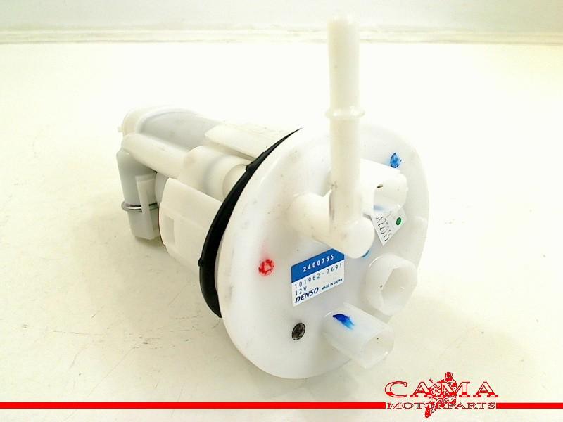 POMPE CARBURANT C Triumph Street Triple 765 RS 2020-, Dhr. S. di Majo, Utilisé, Info@cama-motorparts.nl, P.J. Troelstraweg 8 8
3144 CX  MAASSLUIS, NL