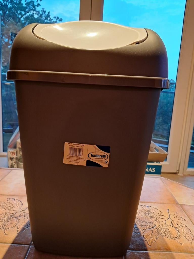 Poubelle 15l Tontarelli, Neuf, Moins de 50 cm, Enlèvement ou Envoi, 10 à 20 litres