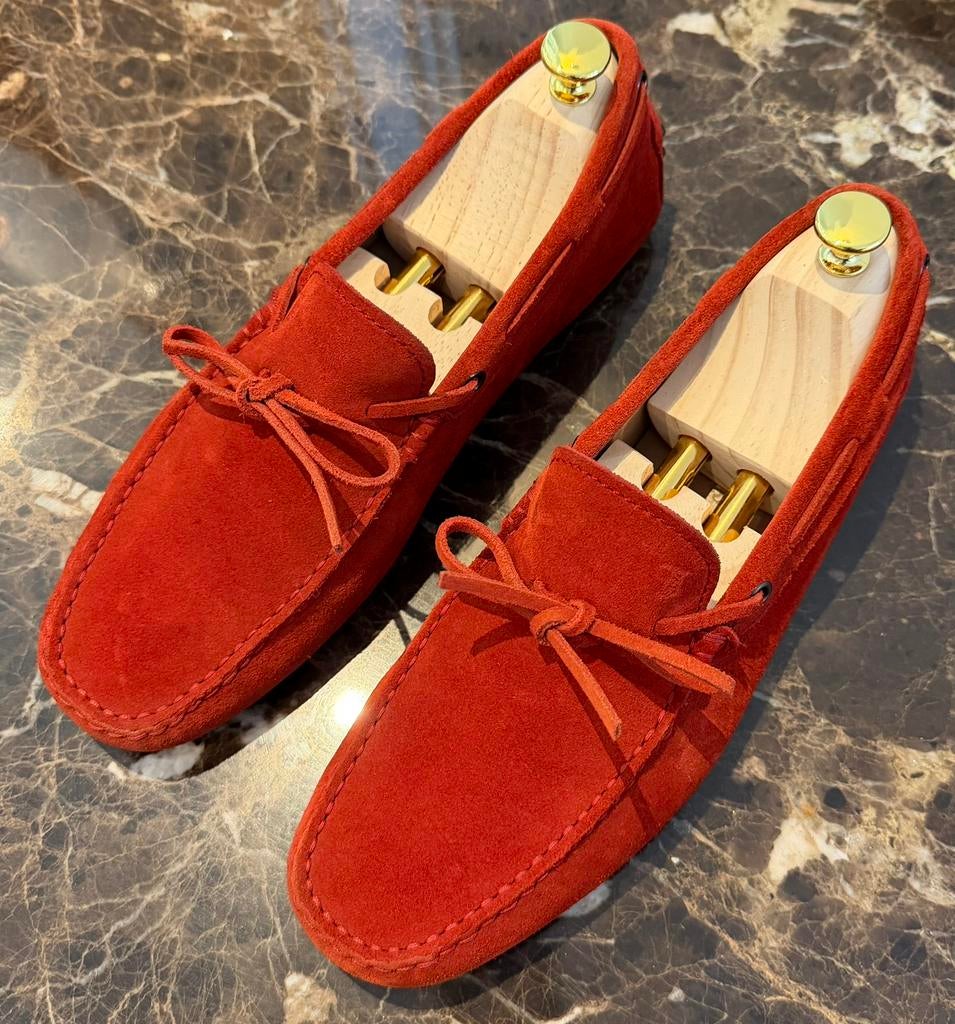 Tod's Gommino Loafers Driving Shoes Rood Suède maat 41, Kleding | Heren, Schoenen, Overige kleuren, Ophalen of Verzenden, Tod's