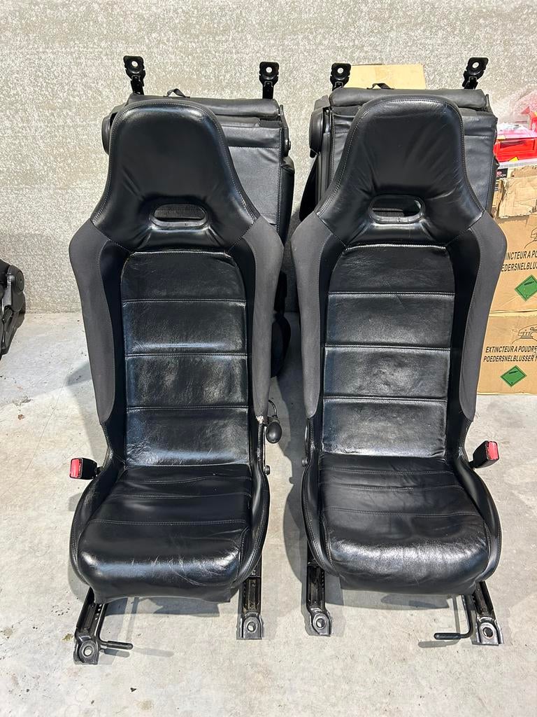 Lotus zetels voor MX5, Ophalen, Lotus