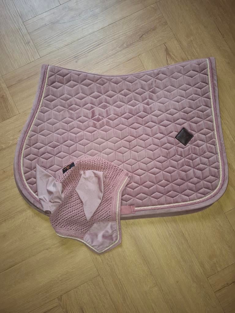 Kentucky, cavalleria toscana springdekje en oornetje full, Dieren en Toebehoren, Ophalen of Verzenden