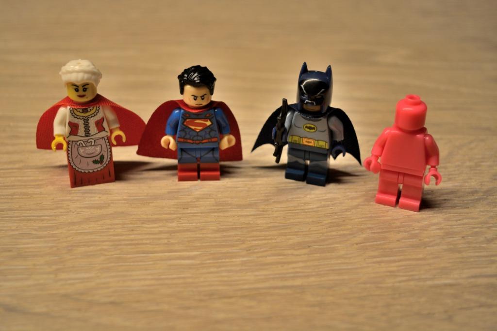 Nep(!) Lego minifiguren Batman, Superman, mrs Claus & pink, Ophalen of Verzenden, Zo goed als nieuw, Overige merken