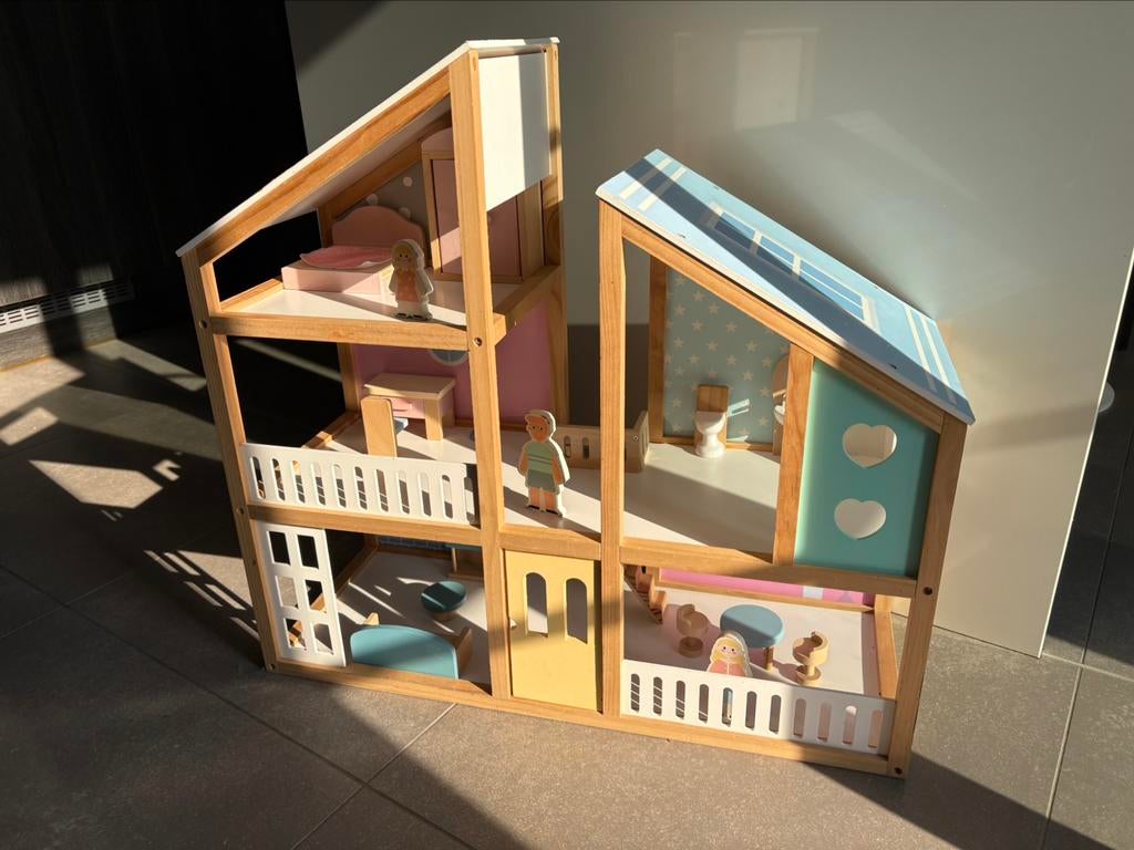Groot poppenhuis met spullen, Ophalen, Gebruikt, Poppenhuis