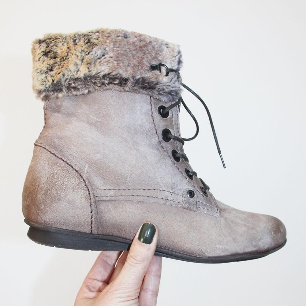 Bottes Piedi Nudi rembourrées en daim -s13 (taille 38) €60,-, Autres couleurs, Comme neuf, Boots et Botinnes, Piedi Nudi