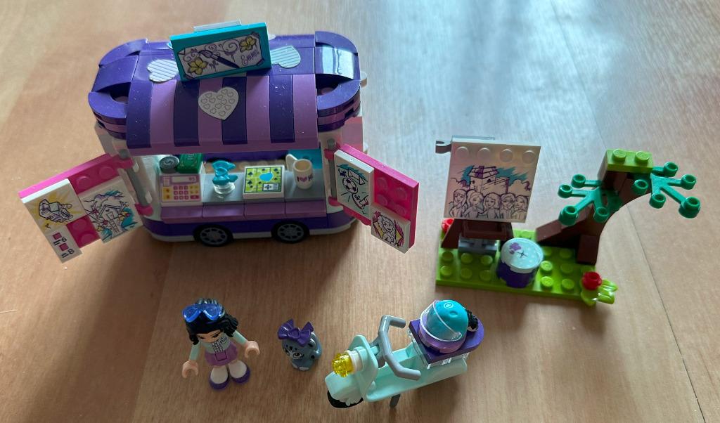 Lego Friends nr. 41332 Emma's kunststand, Kinderen en Baby's, Speelgoed | Duplo en Lego, Zo goed als nieuw, Lego, Complete set