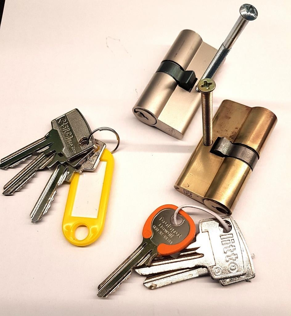 Cilindersloten "Litto", Enlèvement ou Envoi, Comme neuf, Cuivre ou Laiton, Clé
