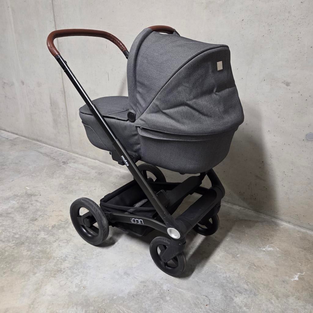 Mutsy nio met accessoires, Kinderen en Baby's, Kinderwagens en Combinaties, Ophalen, Gebruikt, Verstelbare duwstang, Combiwagen