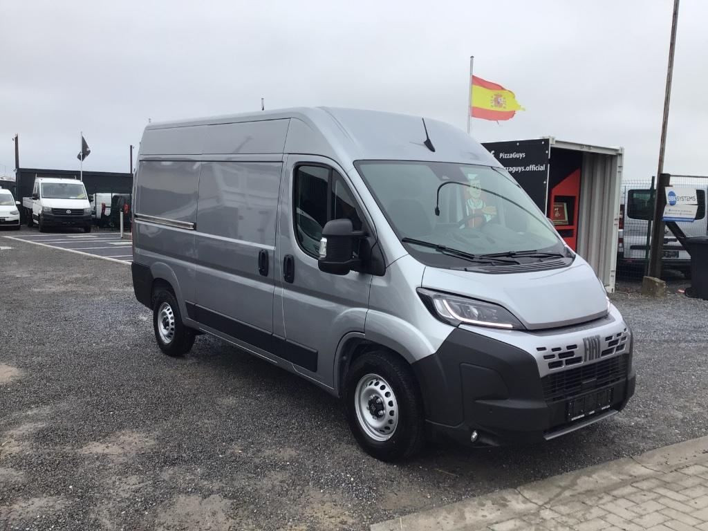 fiat ducato l2h2 180pk automaat full/option 2025 29950e ex, Auto's, Bestelwagens en Lichte vracht, Stof, 4 cilinders, Bedrijf