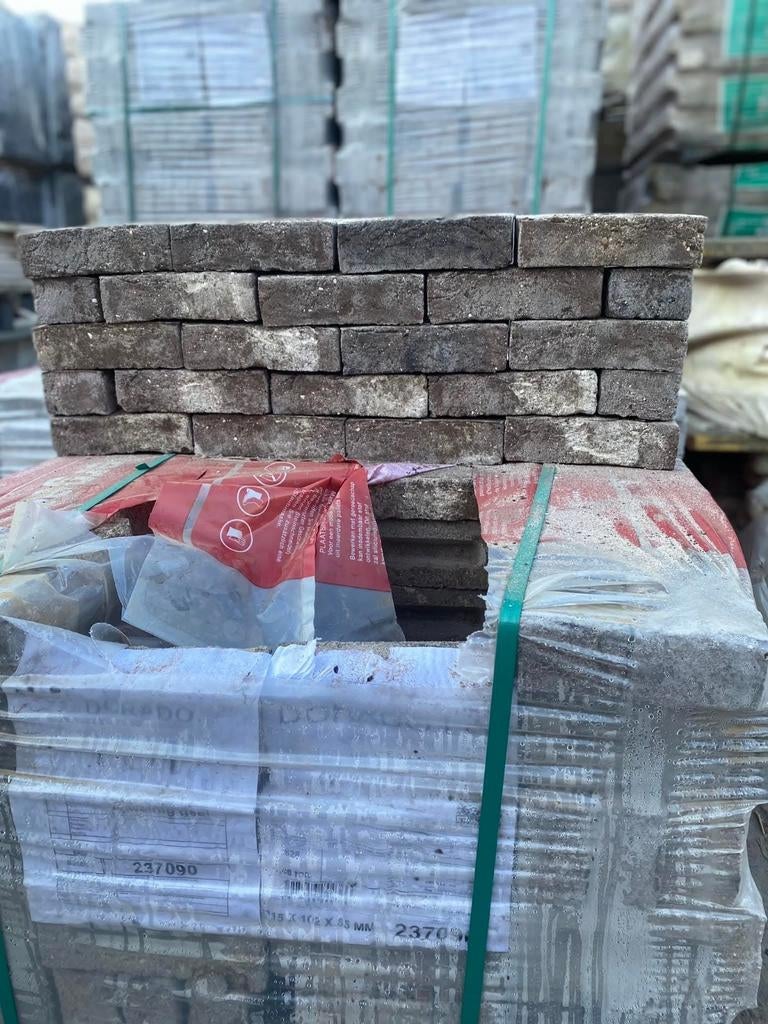 Vertalen..., Enlèvement ou Envoi