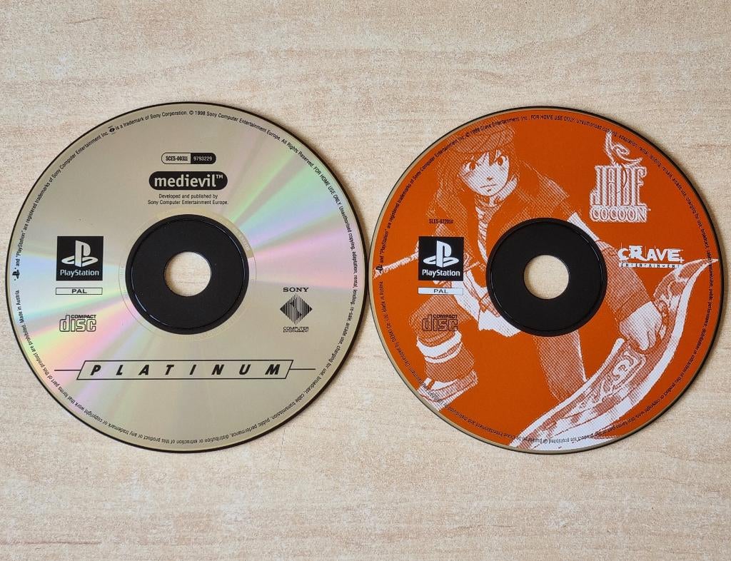 PS1 Medievil & Jade Cocoon (Disc Only) PSX Playstation 1, Consoles de jeu & Jeux vidéo, Enlèvement ou Envoi, Utilisé
