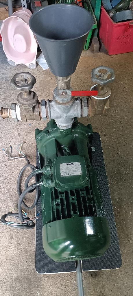 dab k70/300t waterpomp, Tuin en Terras, Ophalen, Zo goed als nieuw, Elektrisch, Beregeningspomp