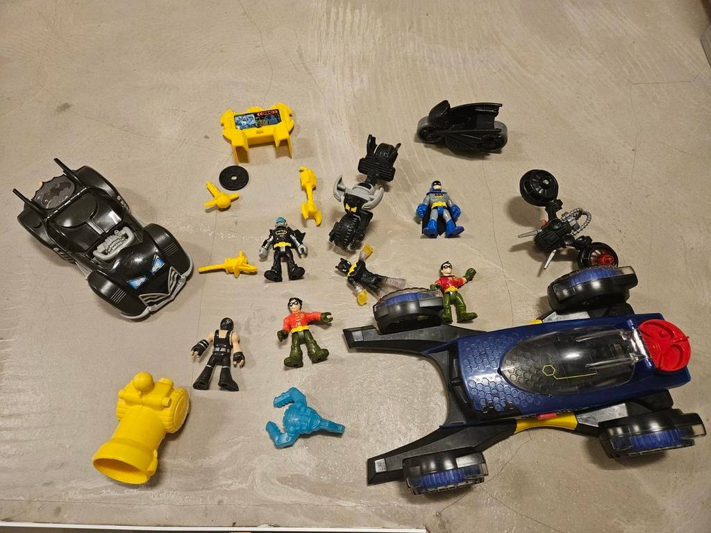 la grotte et les véhicules imaginext de Batman, Enlèvement ou Envoi, Comme neuf