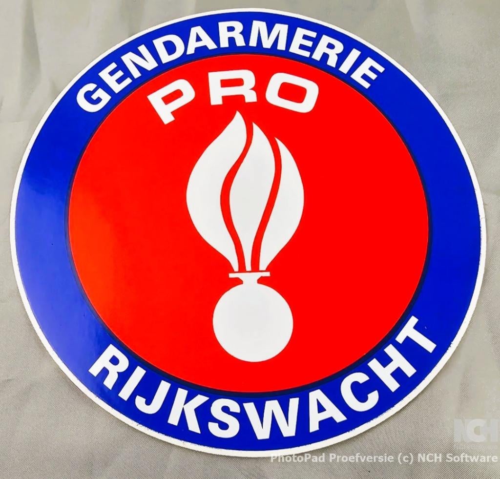 RIJKSWACHT  PRO  PORTIER STICKER  23 CM, Verzamelen, Militaria | Algemeen, Rijkswacht, Embleem of Badge, Verzenden