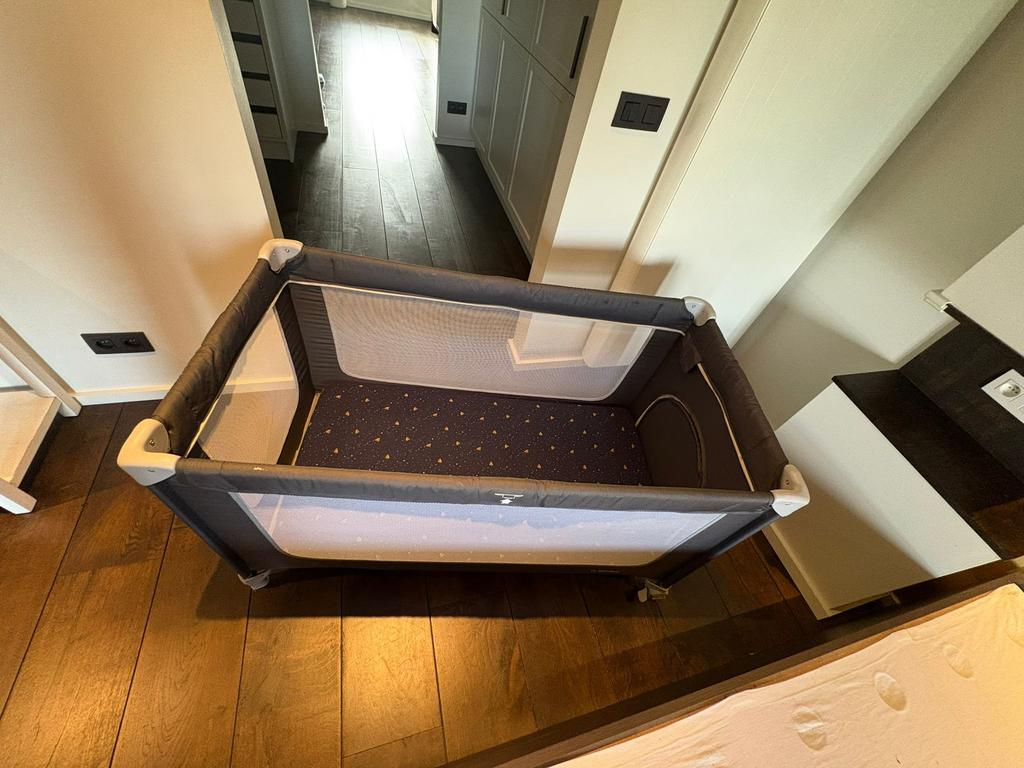 Lit de voyage CHICCO, Enlèvement, Comme neuf