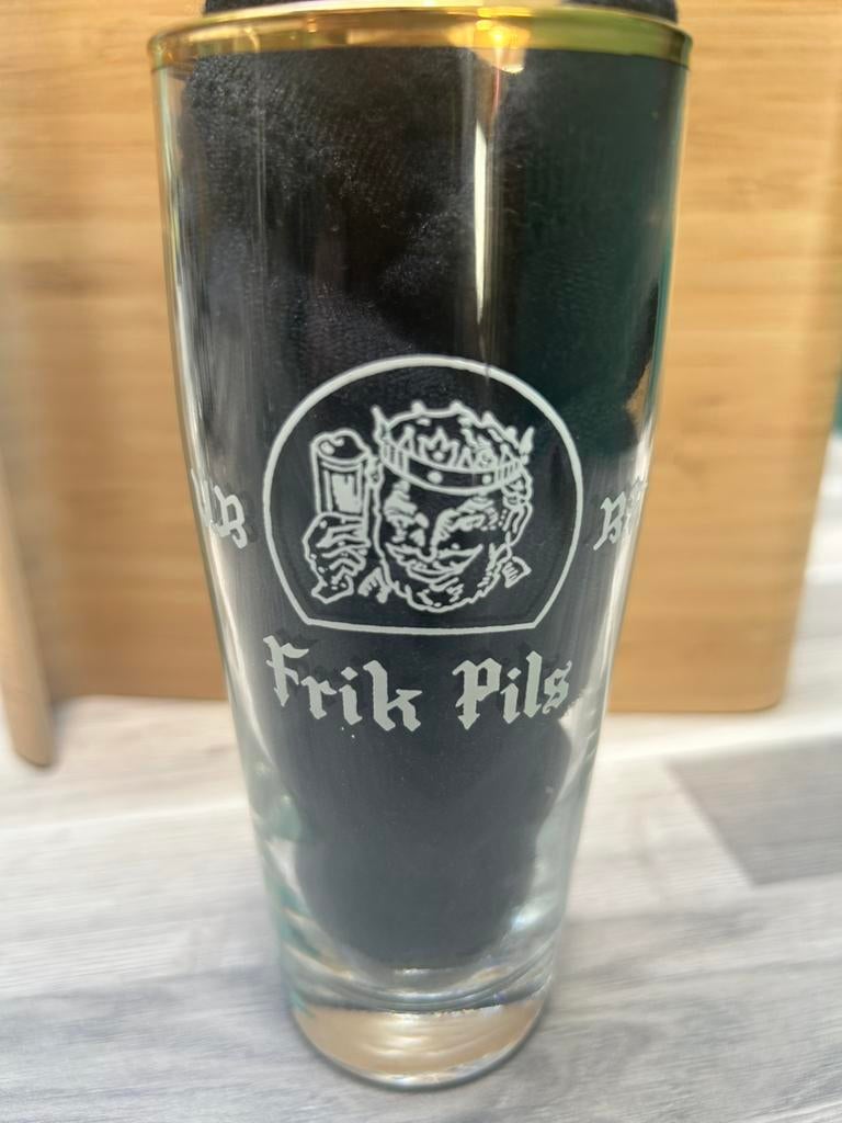 Verre Frik Pils brasserie flamande Lauwe, Collections, Enlèvement ou Envoi