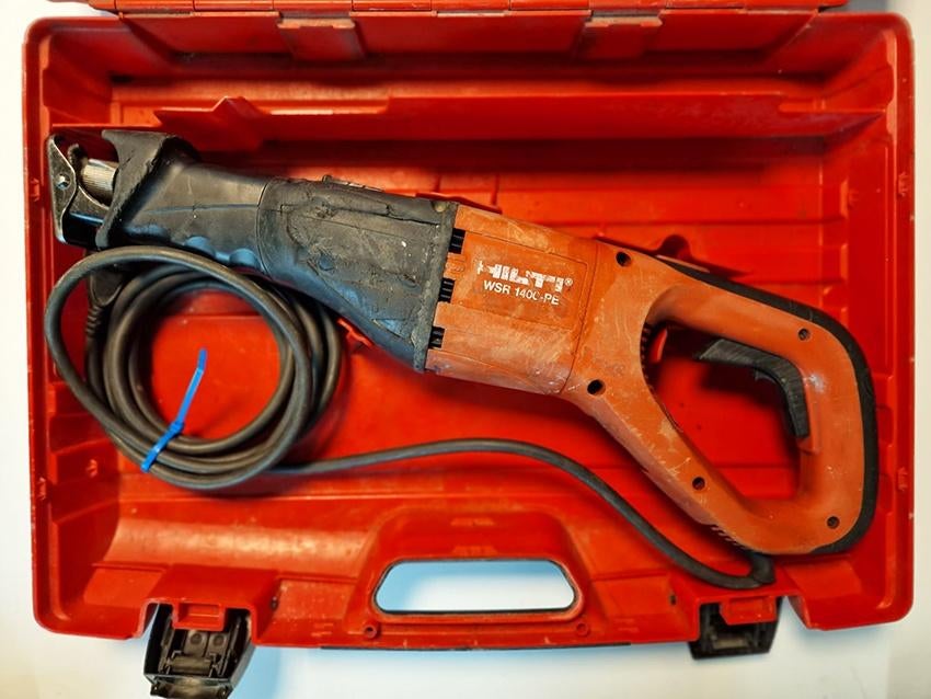 Reciprozaag Hilti WSR 1400-PE, Doe-het-zelf en Bouw, Gereedschap | Zaagmachines, Gebruikt, 70 mm of meer, Reciprozaag, 1200 watt of meer