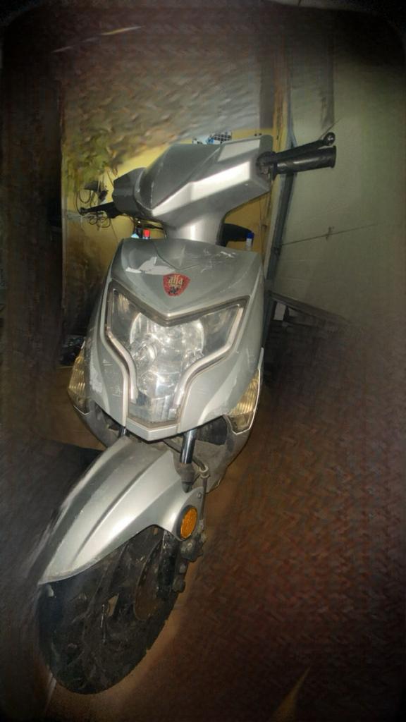 Trottinette pour pièces, Autres modèles, Comme neuf, Enlèvement, Classe A (25 km/h)