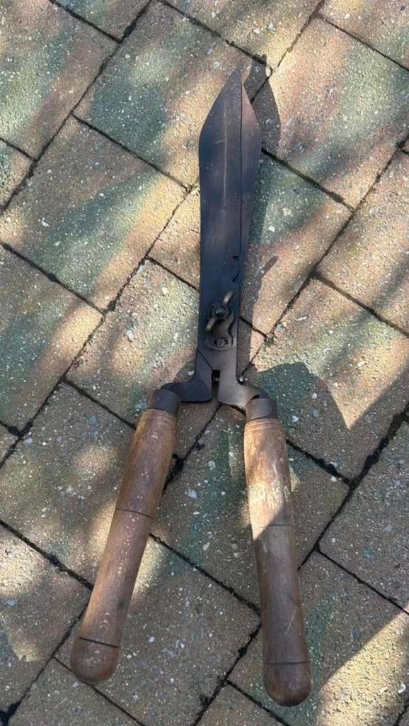 taille-haie, Antiquités & Art, Enlèvement ou Envoi