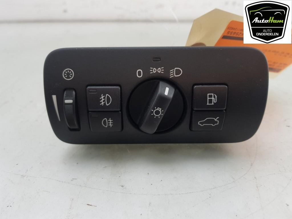 LICHTSCHAKELAAR V70 (BW) (|30739434|31443850|30739414|), Gebruikt, Volvo