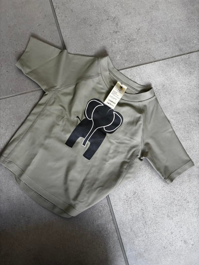 Lassig zwem t shirt, Kinderen en Baby's, Babykleding | Maat 74, Ophalen, Zo goed als nieuw, Shirtje of Longsleeve