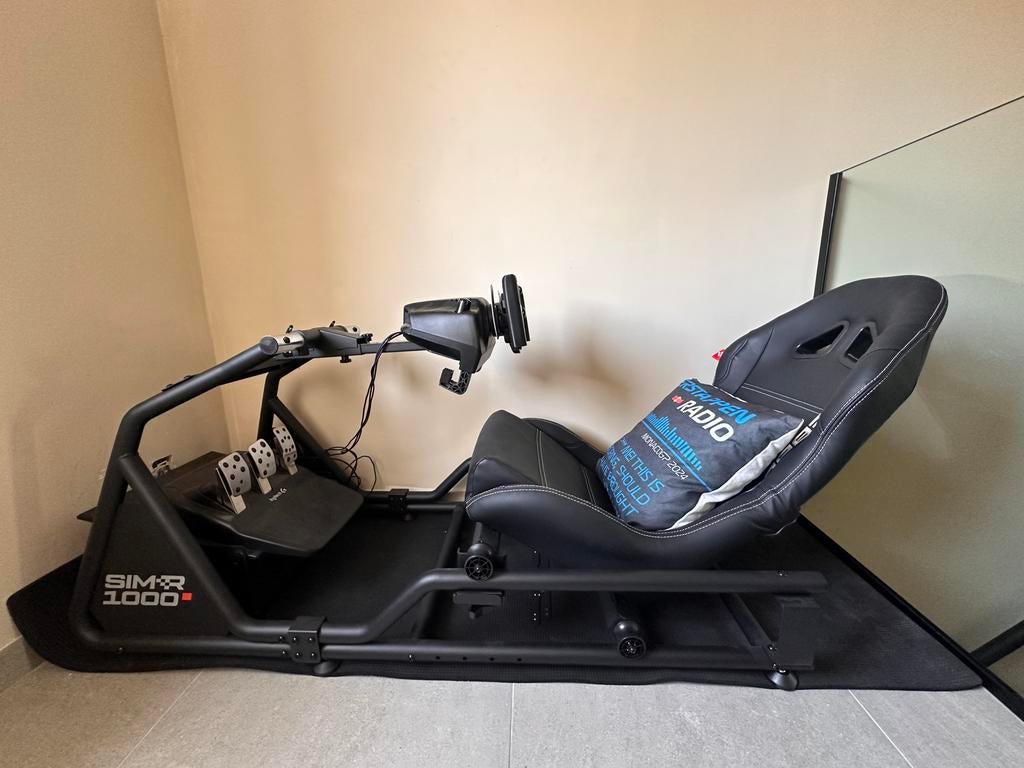 KIT DE COURSE COMPLET (siège, volant F1, pédales), Consoles de jeu & Jeux vidéo, Enlèvement, Comme neuf