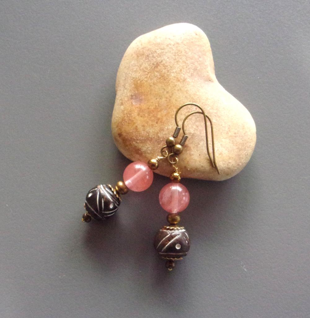 Oorbellen van toermalijn en terracotta uit Senegal, Handtassen en Accessoires, Oorbellen, Overige materialen, Hangers, Nieuw, Ophalen of Verzenden