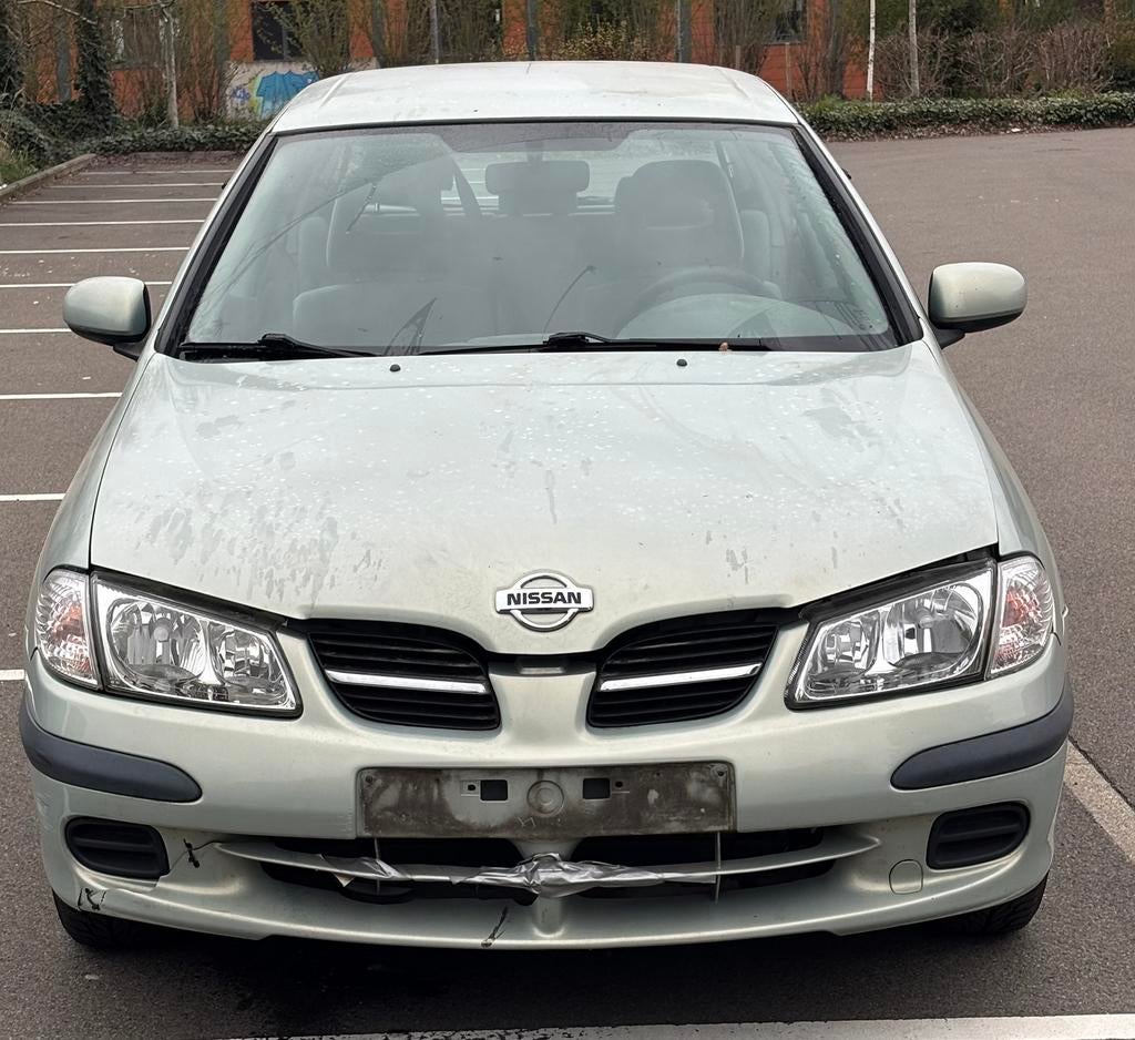 Nissan almera, Autos, Nissan, Particulier, Almera, Essence, Hatchback, 5 portes, Boîte manuelle, Vert, Enlèvement