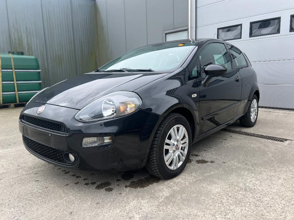 Fiat Punto AIRCO*SENSOREN*USB gekeurd voor verkoop, Auto's, Voorwielaandrijving, Euro 5, Stof, 4 cilinders