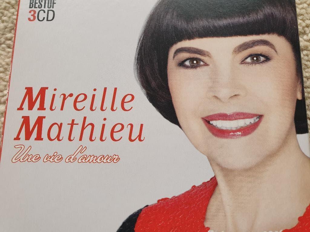 Mireille Mathieu : Une vie d'amour - 3 CD, CD & DVD, CD | Francophone, Enlèvement ou Envoi, Comme neuf