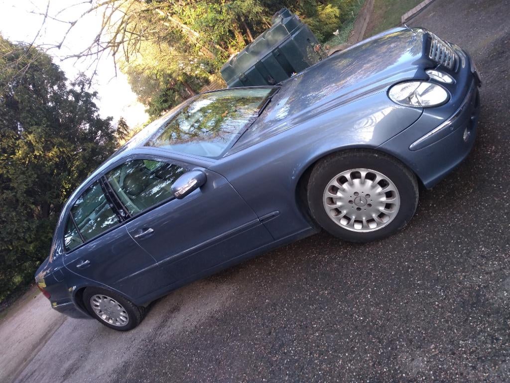 Mercedes E220, Achat, Electronic Stability Program (ESP), Boîte manuelle, Particulier