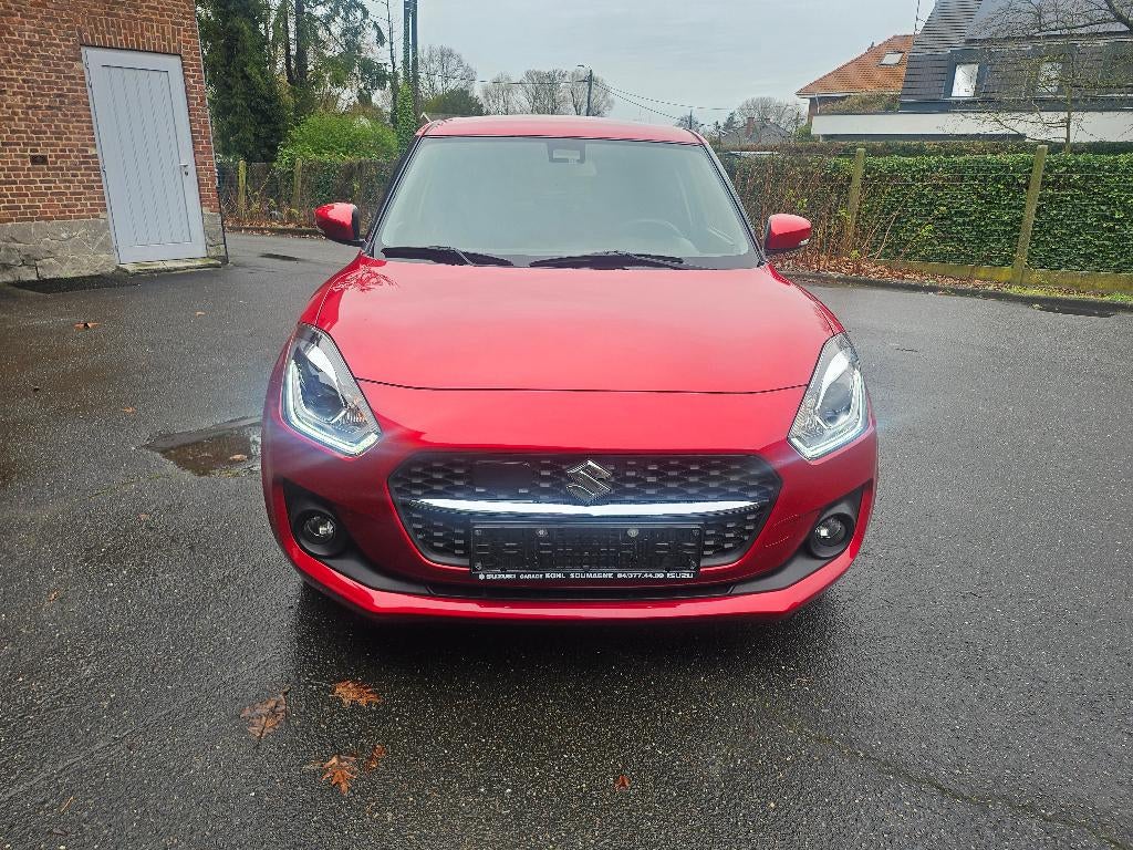 SUZUKI SWIFT AUTOMATIQUE, Auto's, Suzuki, Stof, 4 cilinders, Swift, Bedrijf