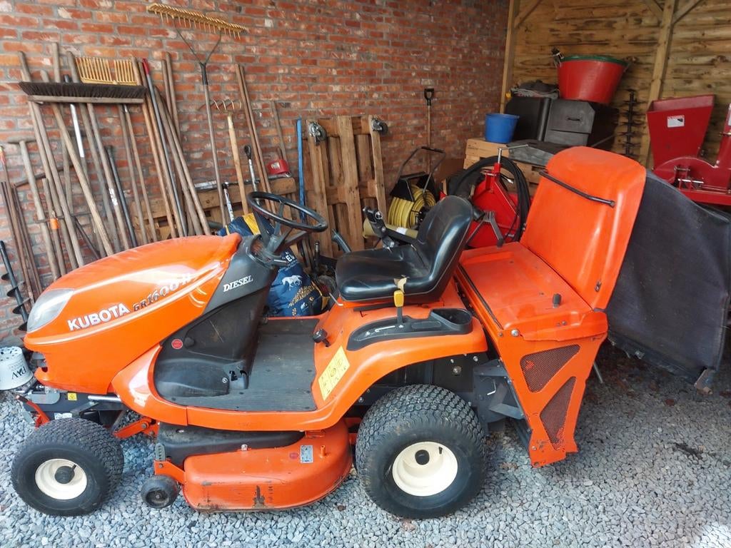 Zitmaaier kubota, Tuin en Terras, Ophalen