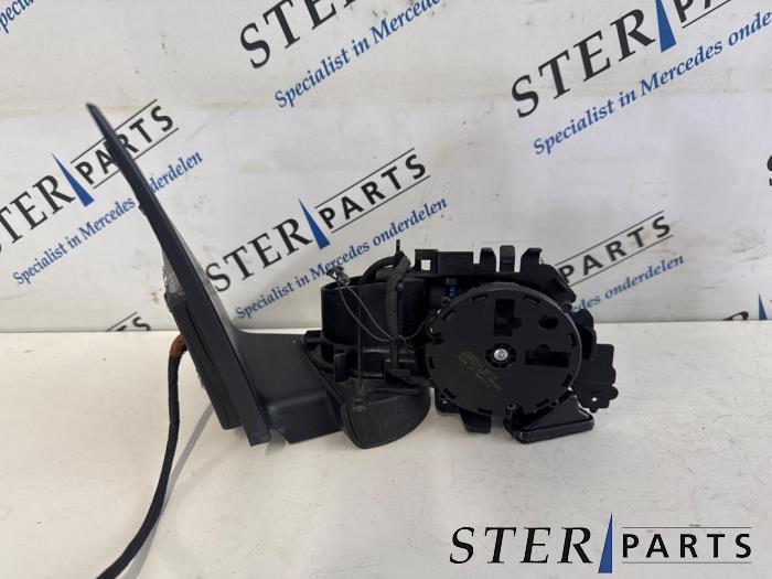 Buitenspiegel rechts van een Mercedes C-Klasse, Auto-onderdelen, Spiegels, Gebruikt, -, Ophalen of Verzenden, -